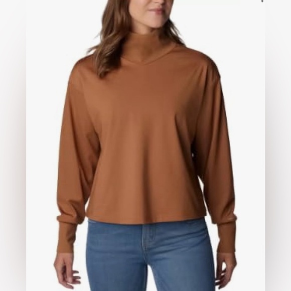 Columbia Women's Uphill Edge Turtleneck Top - Picture 6 of 6
